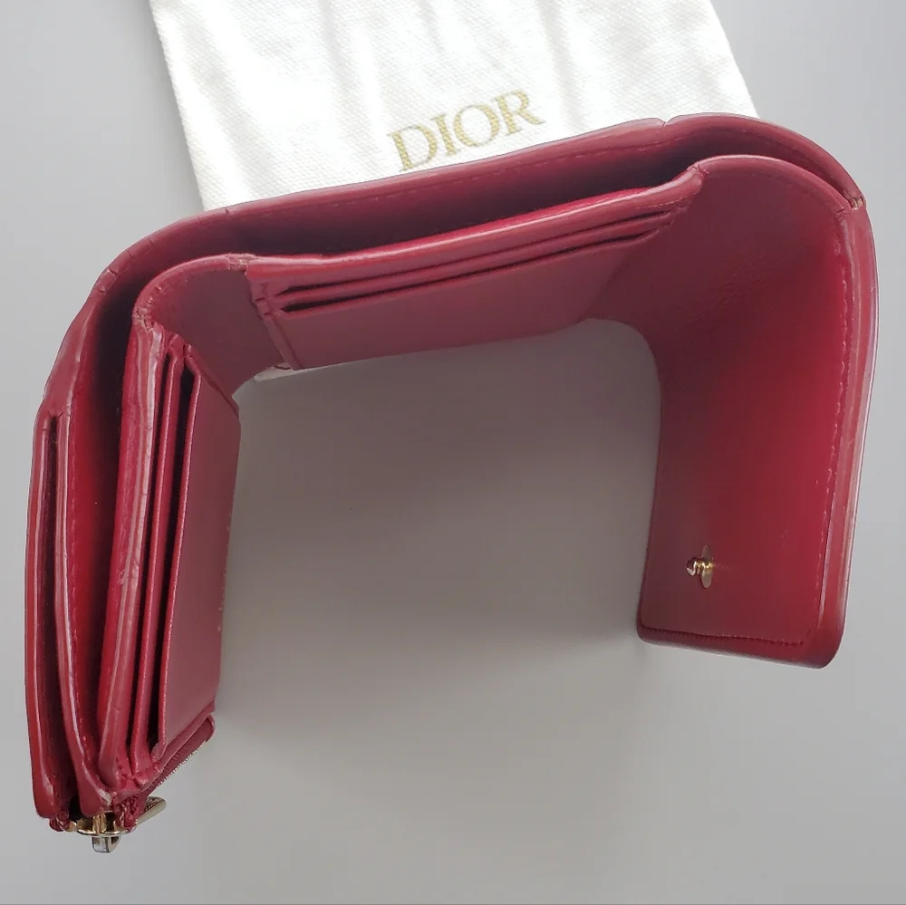 Christian Dior 30 Montaigne Tri-fold Wallet - Picture 10 of 16